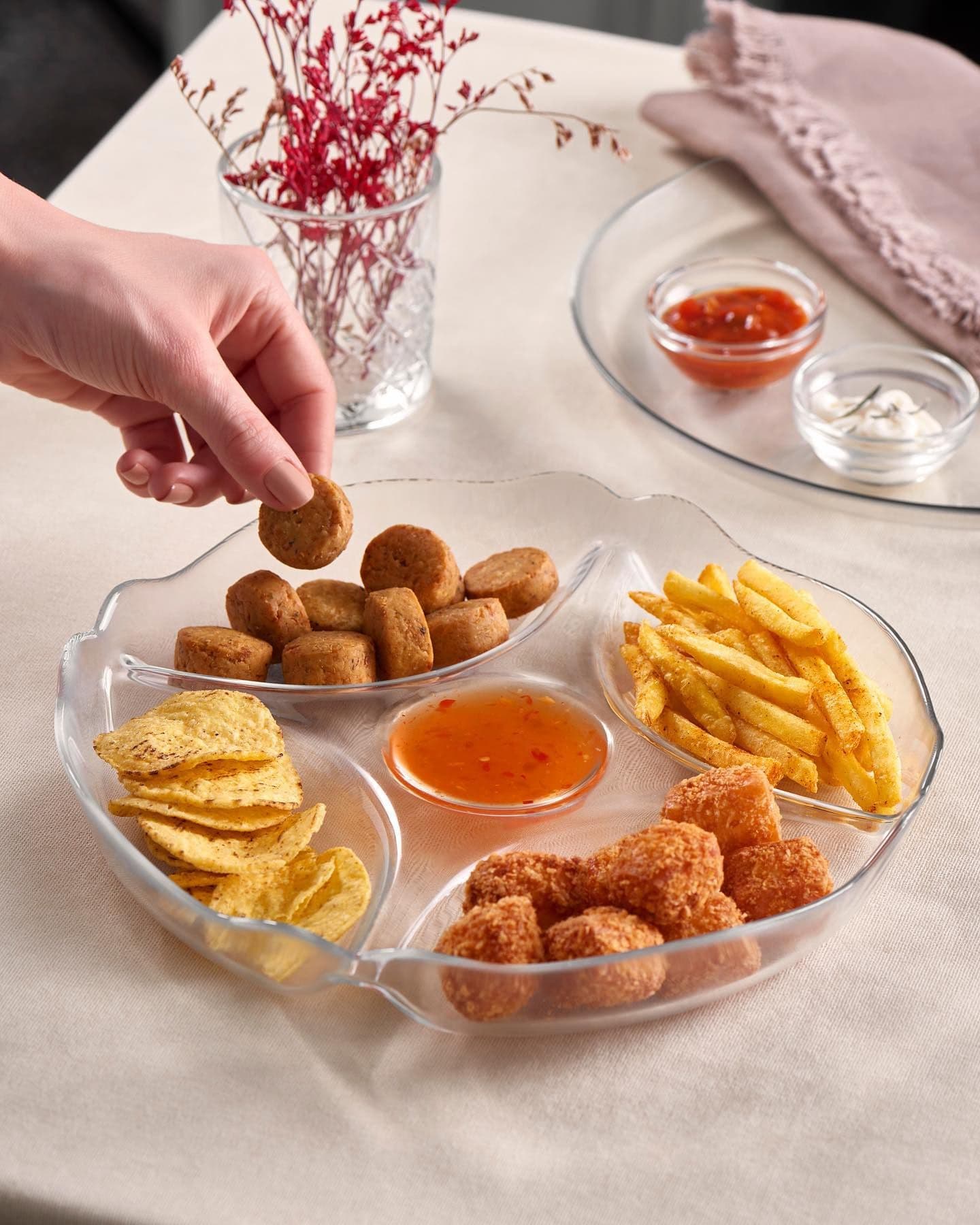 مقدمة فطور صباحي زجاجية من ماركة باشابهجة Pasabahce Glass Breakfast Tray