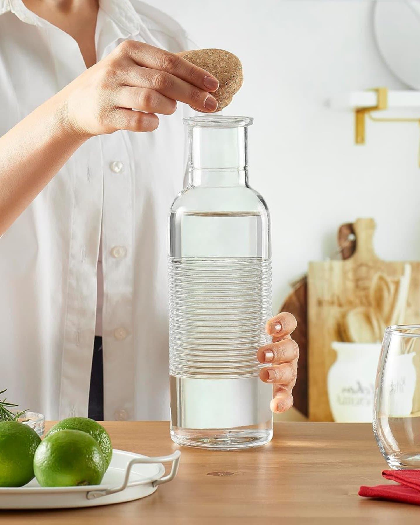 قارورة  زجاجية بغطاء خشبي ماركة باشابهجة Pasabahce Glass Bottle