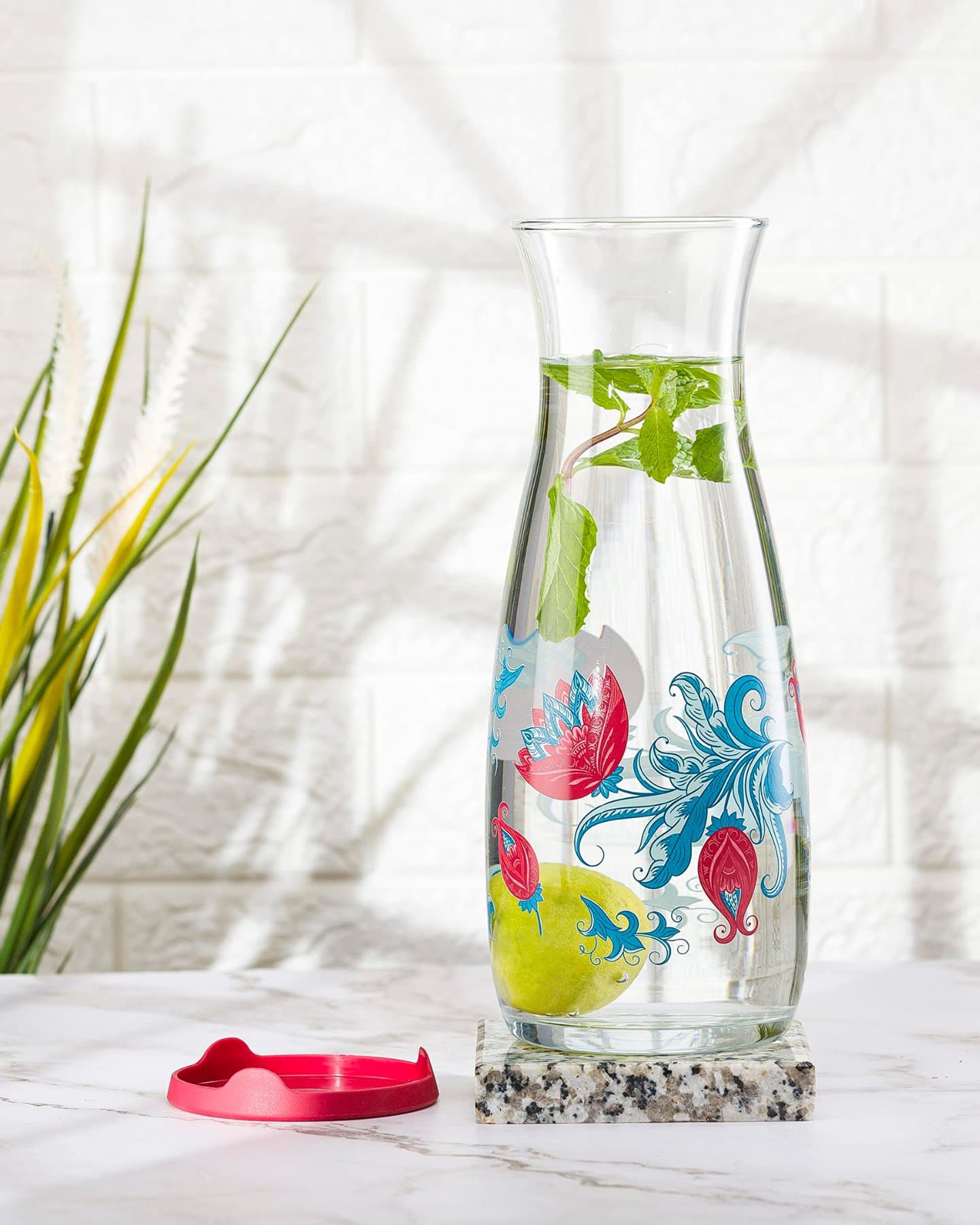 قارورة  زجاجية بغطاء ماركة باشابهجة Pasabahce Glass Bottle