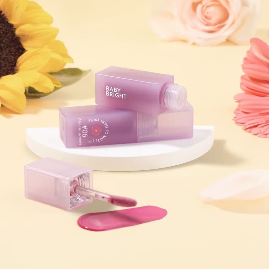 Flora Moist To Matte Lip 3G Baby Bright احمر شفاه فلورا بيبي برايت