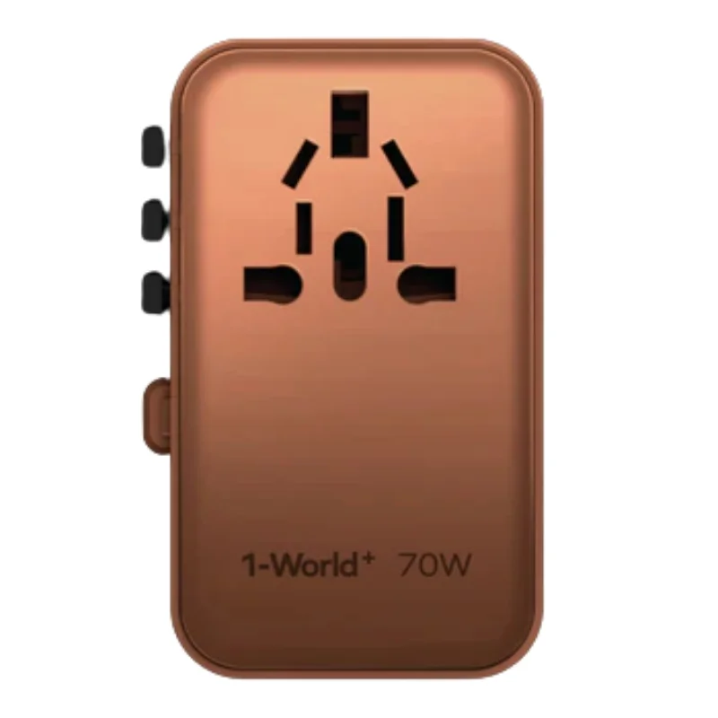 شاحن Momax World+ 70W GaN مع 3 منافذ وكابل USB-C مدمج + محول سفر AC (ذهبي) 3510