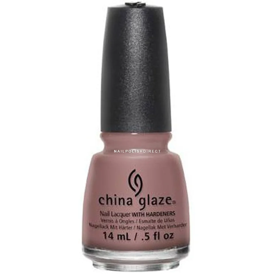 طلاء أظافر بدرجة لون MY LODGE OR YOURS من CHINA GLAZE