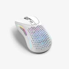 ماوس ألعاب احترافية بيضاء بتصميم مريح ودقة عالية من GLORIOUS موديل D2 WH #MD2WH