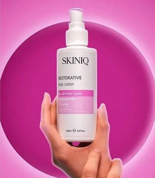 لوشن الجسم SKINIQ بالنياسيناميد لترطيب وتفتيح البشرة 10