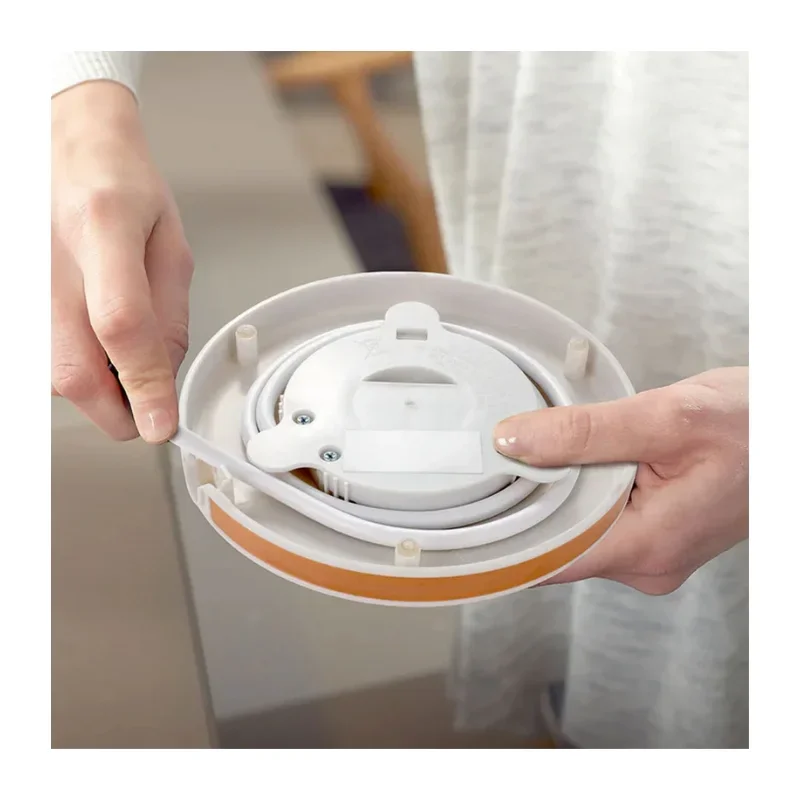 غلاية كهربائية بلاك+ديكر بسعة 1.7 لتر وتصميم بلاستيكي - JC190W-B5 — 2
