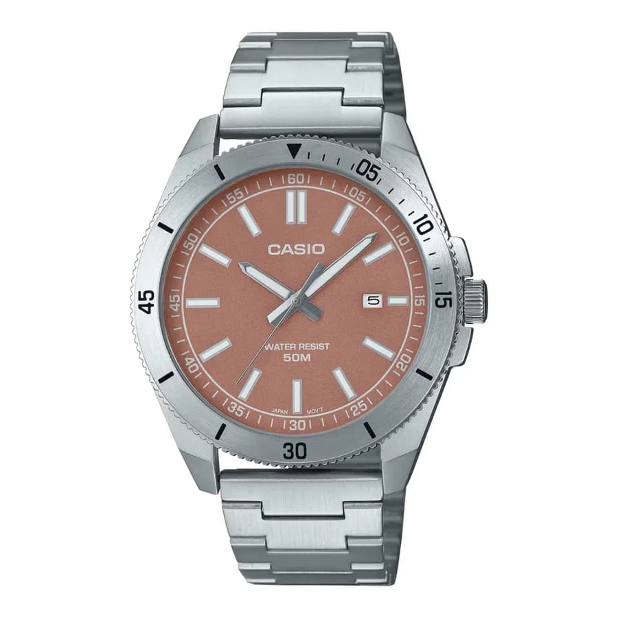 ساعة يد تناظرية أنيقة مقاومة للماء مع عرض اليوم والتاريخ من CASIO MTP-B155D-5EVDF