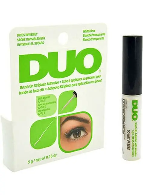 DUO 0.18 OZ BRUSH ON CLEAR غراء ثنائي شفاف مع فرشاة
