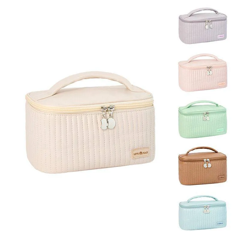 حقيبة مكياج وتنظيم مستحضرات تجميل Cosmetic Organizer Bag — 4