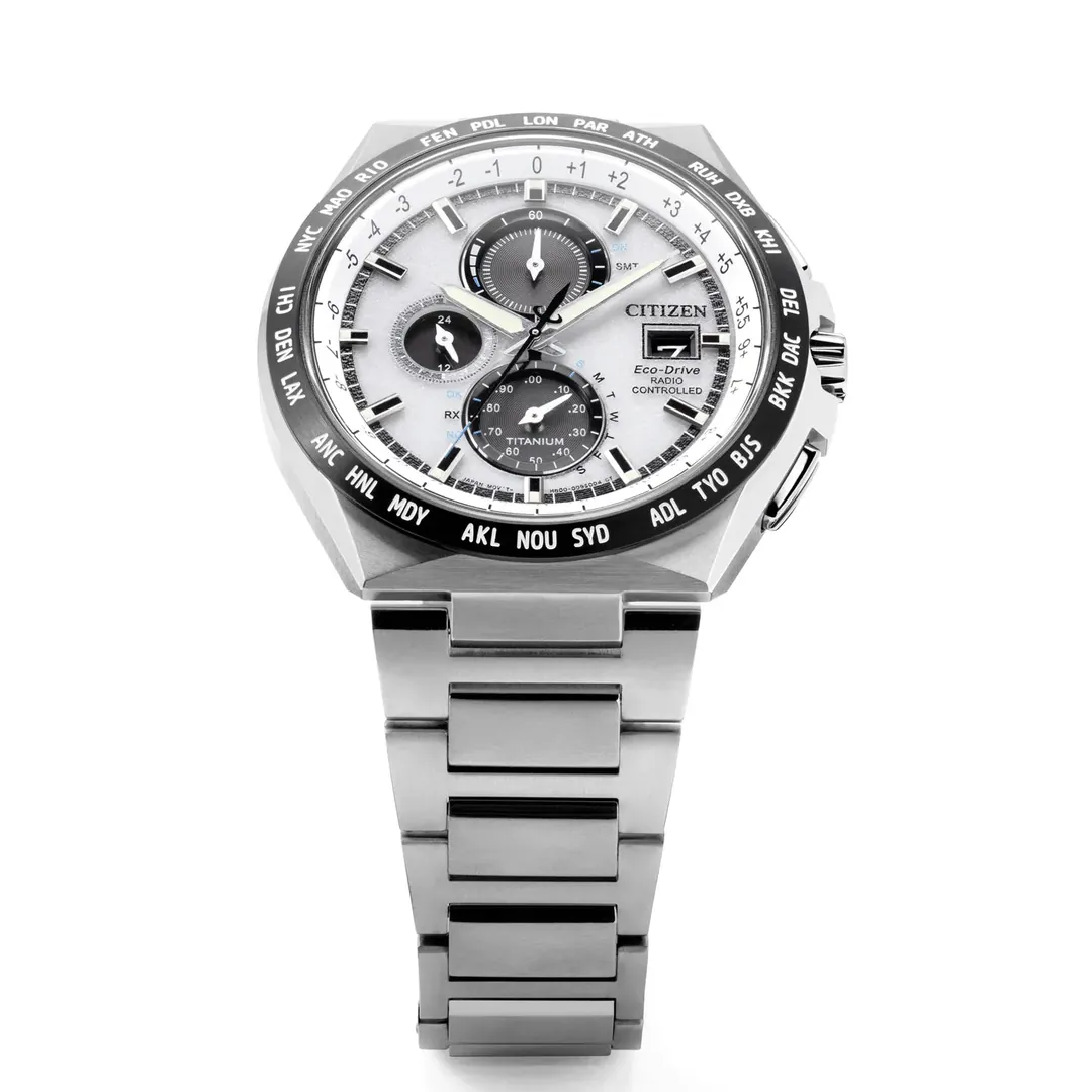ساعة سيتيزن Eco-Drive Promaster Sky راديو تحكم AT8238-84A تيتانيوم فائق