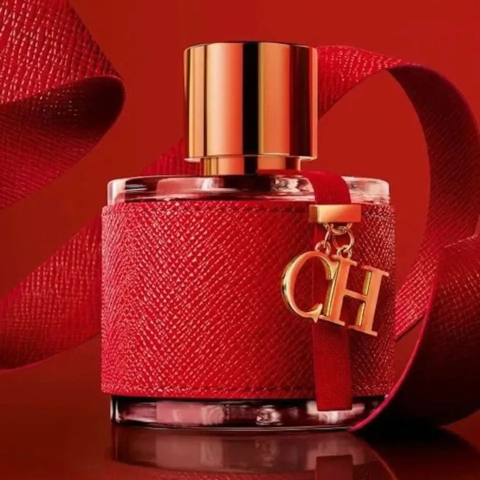عطر كارولينا هيريرا CH نسائي او دو تواليت 100 مل