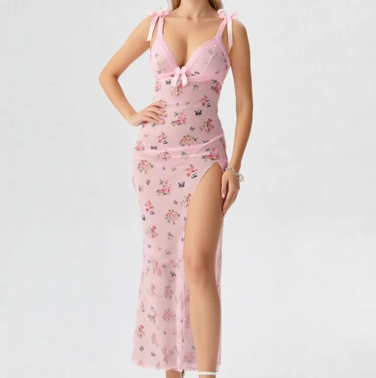 فستان سهرة صيفي طويل بفتحة جانبية وتصميم أنثوي Elegant Floral Maxi Dress With Side Slit