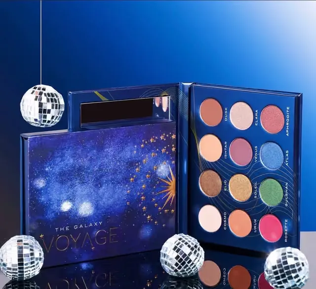 باليت ظلال عيون فوياج VOYAGE The Galaxy Eyeshadow Palette — 6