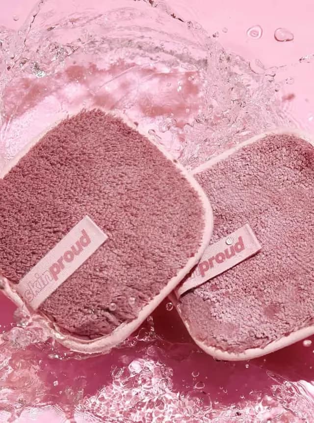 Skin proud Clear off Microfibre pads mk remover pad سكين براود كلير أوف – وسائد إزالة المكياج (قطعتان)