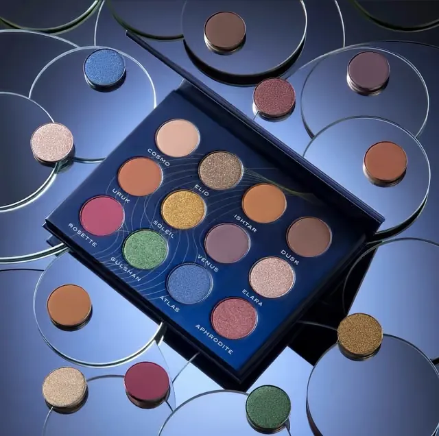 باليت ظلال عيون فوياج VOYAGE The Galaxy Eyeshadow Palette — 4