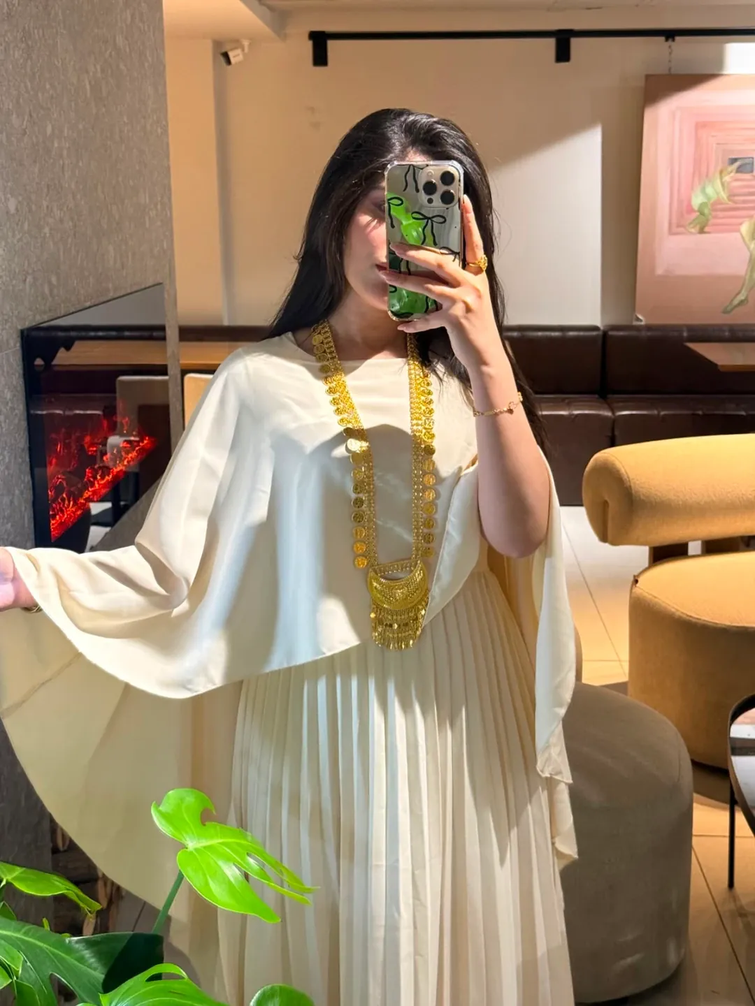 فستان وعباية نسائية فخمة — 4