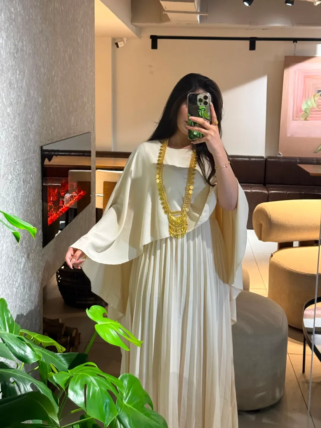 فستان وعباية نسائية فخمة — 3