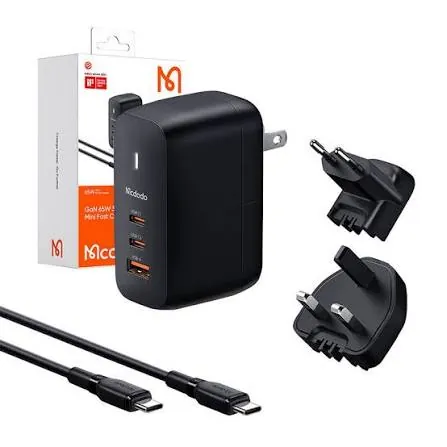 شاحن حائط ماكدودو 65 واط مع منافذ Type-C مزدوجة ومنفذ USB مع محولات EU/UK/US - أسود