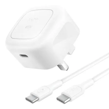 شاحن حائط بلكين بوست تشارج صغير الحجم USB-C بقدرة 45 واط مع كابل USB-C طول 1 متر (أبيض)